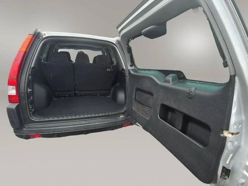 Used 2004 Honda CR-V EX image 18