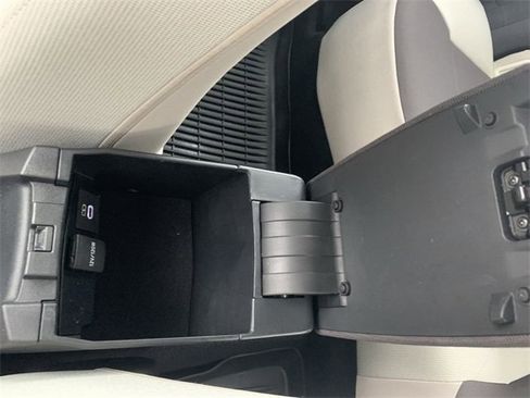 Certified 2023 Toyota Corolla LE image 26