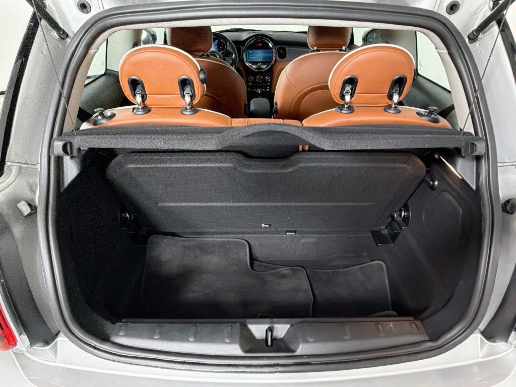 Used 2024 MINI Cooper S w/ Signature Upholstery Package FWD image 27