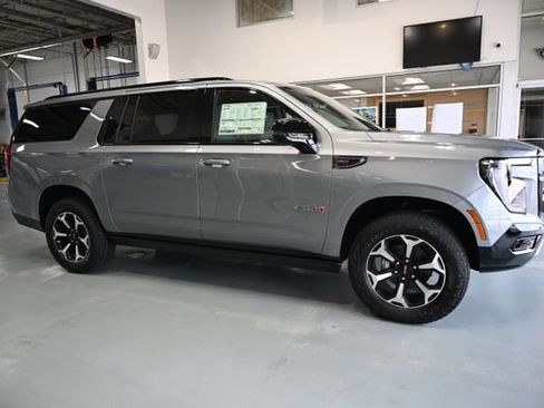 New 2026 GMC Yukon XL AT4 w/ AT4 Premium Package AWD/4WD image 4