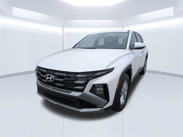 Certified 2026 Hyundai Tucson SE FWD image 9