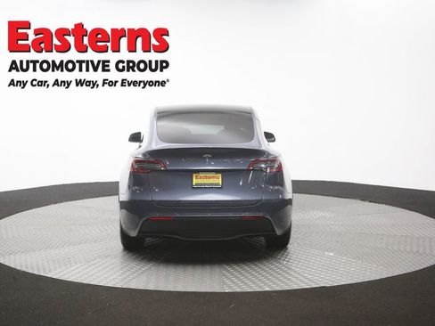 Used 2021 Tesla Model Y Long Range AWD/4WD image 33