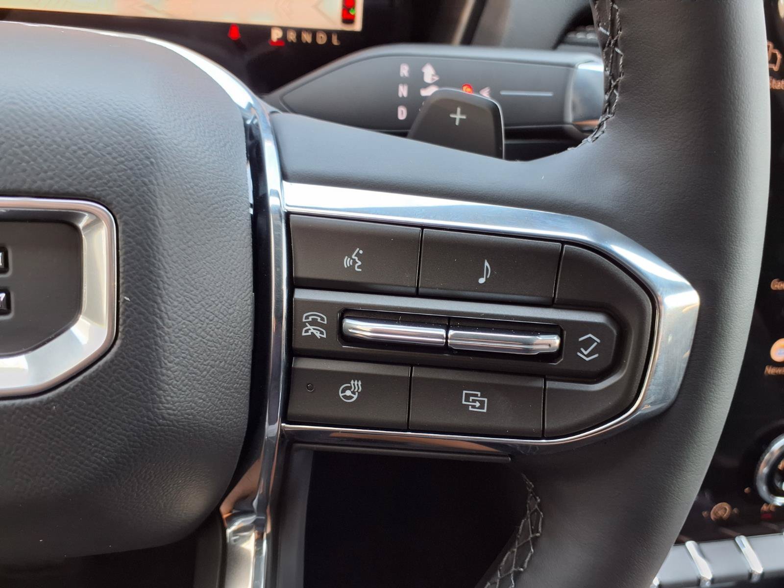 New 2027 GMC Terrain Elevation FWD image 8