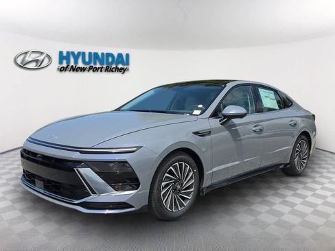 New 2026 Hyundai Sonata Limited FWD image 1