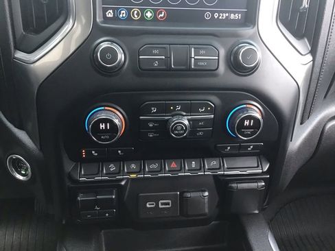 Used 2020 Chevrolet Silverado 1500 LT Trail Boss image 29