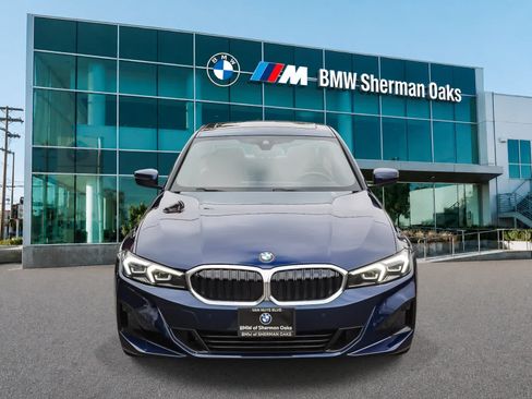 Certified 2023 BMW 330i Sedan w/ Premium Package RWD image 2