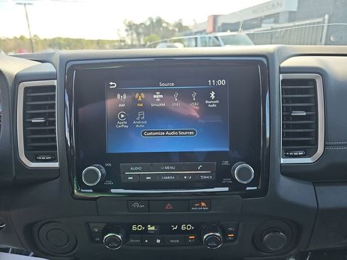 Used 2024 Nissan Frontier SL w/ Technology Package image 24