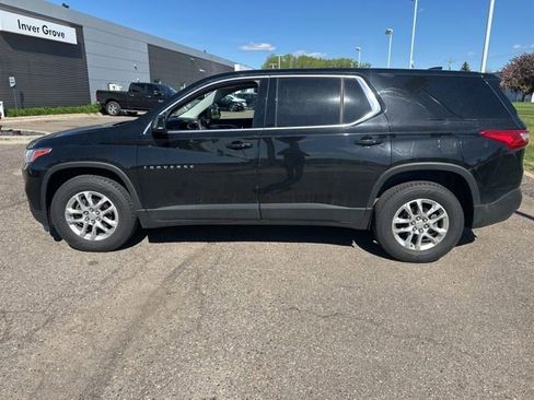 Used 2020 Chevrolet Traverse LS AWD/4WD image 6