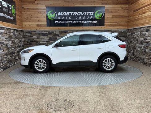 Used 2022 Ford Escape SE w/ Cold Weather Package image 6