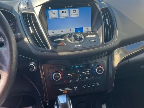 Used 2018 Ford Escape Titanium w/ Ford Safe & Smart Package AWD/4WD image 16