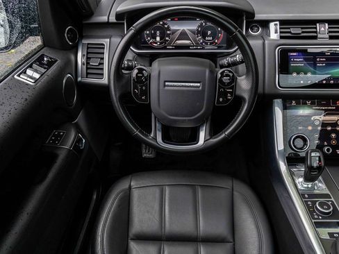 Used 2022 Land Rover Range Rover Sport SE image 18