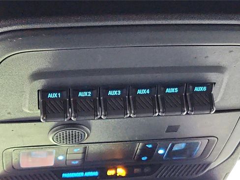 Used 2023 Ford Bronco Outer Banks image 40