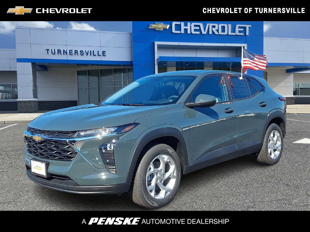New 2026 Chevrolet Trax LS w/ LS Convenience Package FWD image 1