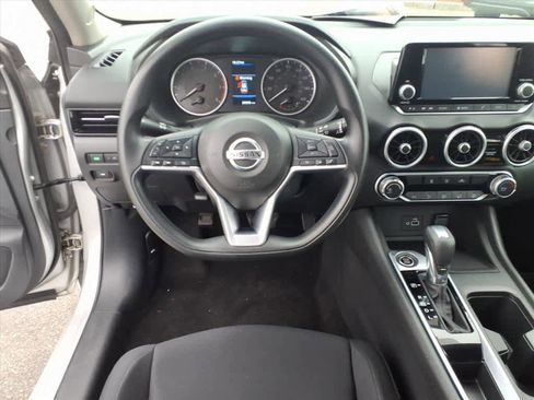 Certified 2020 Nissan Sentra S image 14