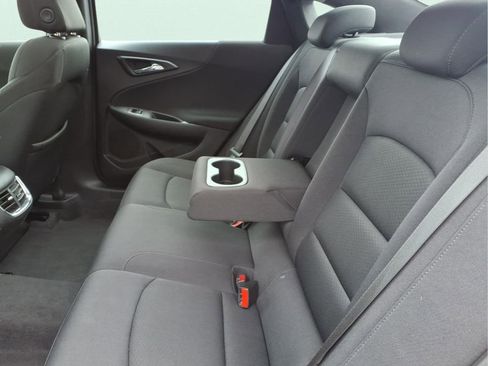 Used 2024 Chevrolet Malibu LT image 12