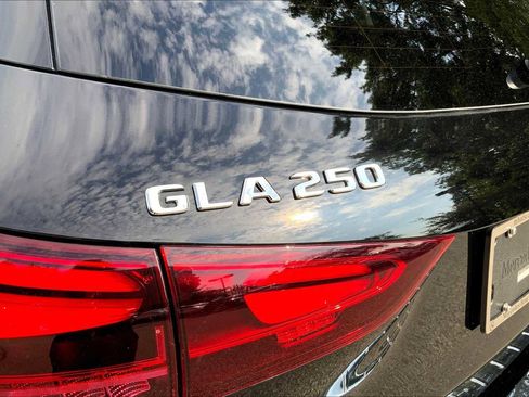 Certified 2026 Mercedes-Benz GLA 250 4MATIC image 19