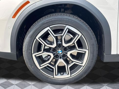 New 2026 BMW X2 xDrive28i w/ Technology Package AWD/4WD image 12