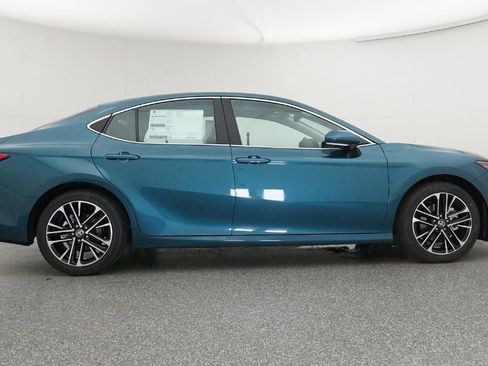 New 2026 Toyota Camry XLE image 27