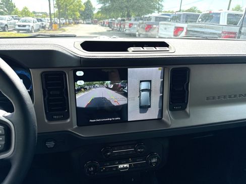 New 2026 Ford Bronco Outer Banks AWD/4WD image 32