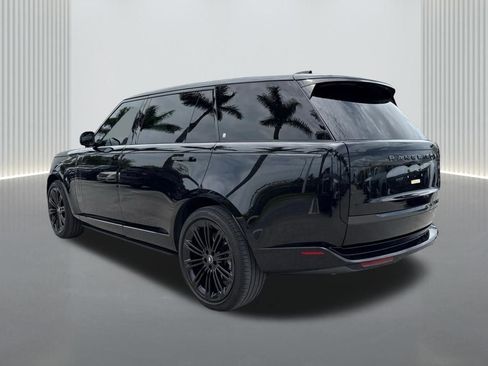 Used 2025 Land Rover Range Rover Long Wheelbase SE AWD/4WD image 7