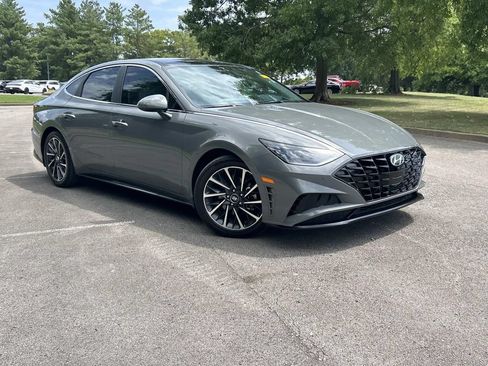 Used 2020 Hyundai Sonata Limited w/ Cargo Package FWD image 1