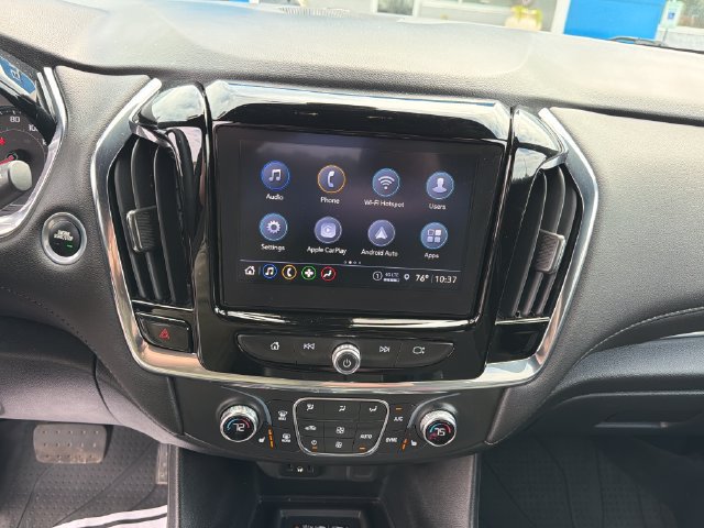 Used 2023 Chevrolet Traverse LT AWD/4WD image 19
