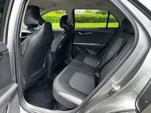 Used 2024 Kia Niro LX FWD image 17