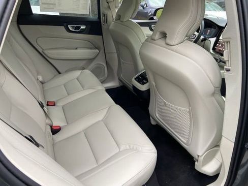 New 2026 Volvo XC60 B5 Ultra w/ Climate Package AWD/4WD image 16