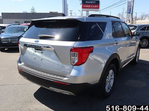 Used 2024 Ford Explorer XLT w/ Equipment Group 202A AWD/4WD image 5