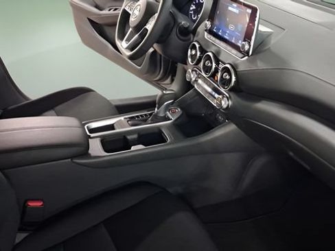 Used 2025 Nissan Sentra SV w/ All-Weather Package FWD image 12