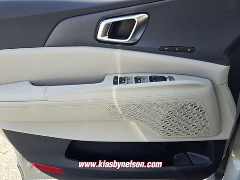 New 2026 Kia Carnival EX FWD image 15