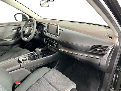 Used 2023 Nissan Rogue SV image 28