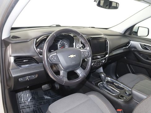 Used 2018 Chevrolet Traverse LT FWD image 26