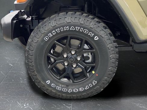 New 2026 Jeep Gladiator Willys AWD/4WD image 39