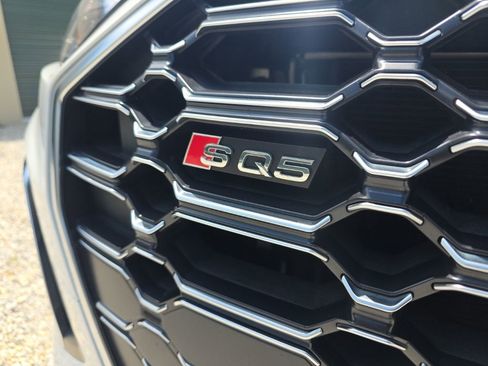 Used 2021 Audi SQ5 Premium Plus w/ Premium Plus Package AWD/4WD image 12