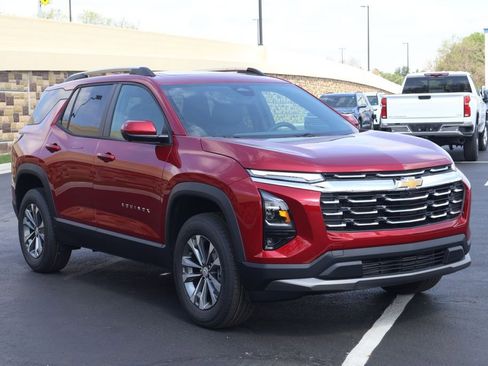 New 2026 Chevrolet Equinox LT w/ Convenience Package II FWD image 10