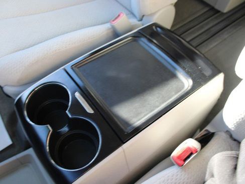 Used 2013 Toyota Sienna LE image 33