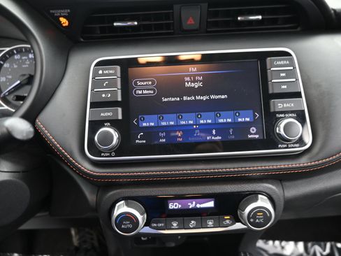 Used 2018 Nissan Kicks SR FWD image 20