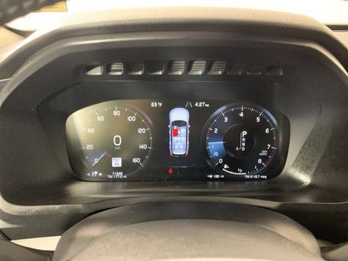 Used 2022 Volvo XC90 T5 Momentum w/ Advanced Package image 21