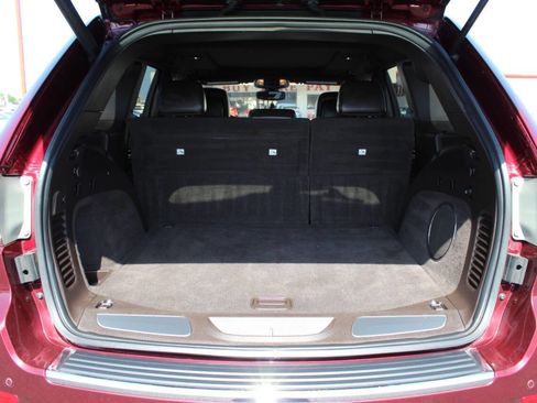 Used 2018 Jeep Grand Cherokee Overland image 13