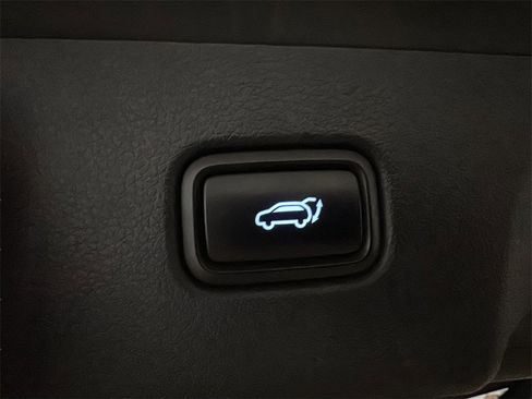 Used 2020 Hyundai Palisade Limited image 21