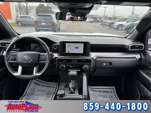 Used 2025 Toyota 4Runner SR5 image 27