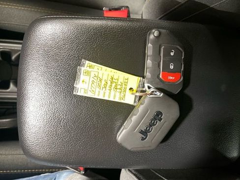 Certified 2024 Jeep Wrangler Unlimited Sport AWD/4WD image 20