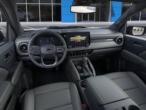 New 2026 Chevrolet Colorado ZR2 w/ Technology Package AWD/4WD image 15