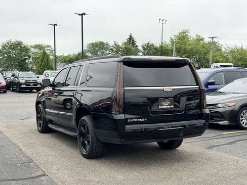 Used 2015 Cadillac Escalade ESV Luxury AWD/4WD image 9