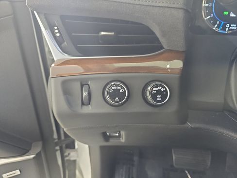 Used 2020 Cadillac Escalade Premium Luxury AWD/4WD image 30