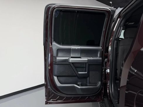 Used 2018 Ford F150 XLT w/ Equipment Group 302A Luxury AWD/4WD image 13