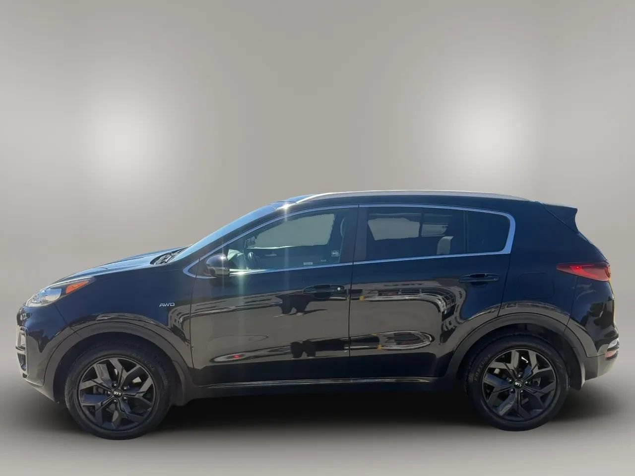 Used 2020 Kia Sportage S AWD/4WD image 4