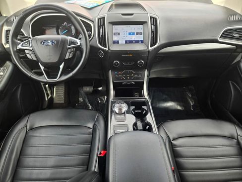 Used 2020 Ford Edge SEL image 11
