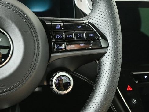 New 2025 Maserati Grecale Modena image 15